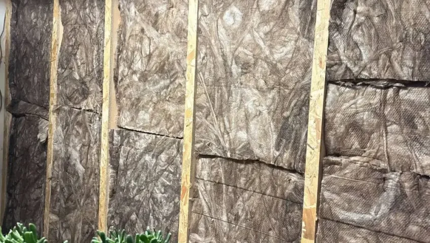 The installation included modern high heat retention storage heaters, designed to charge overnight under a dual tariff, thereby reducing energy costs. Furthermore, we also installed solar panels on the roof to harness renewable energy, helping to significantly lower electricity bills during daylight hours.